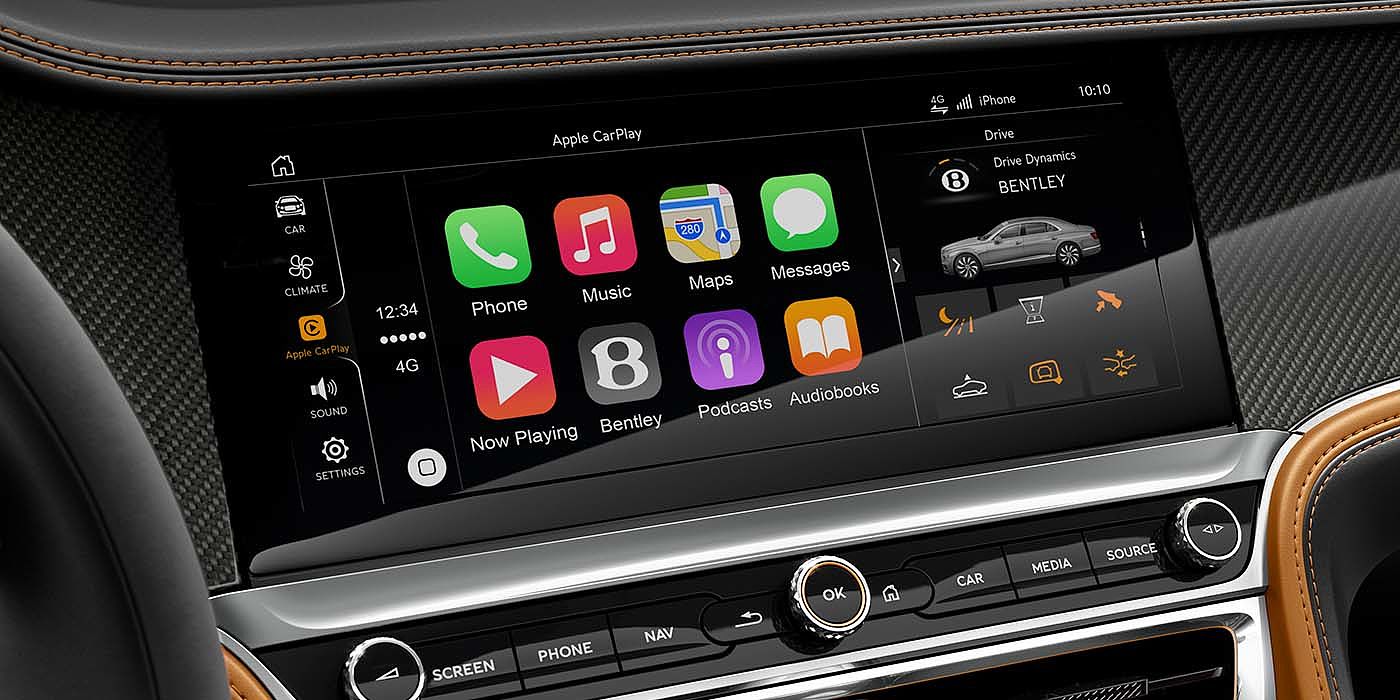 Bentley Zug Bentley Flying Spur Speed with High Gloss Carbon Fibre veneer featuring a multifunction in car entertainment touch screen. 