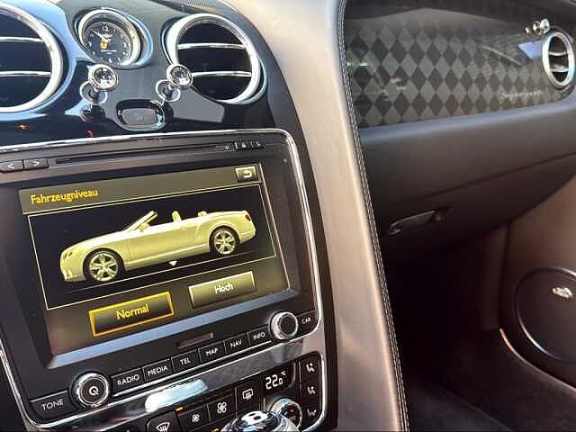 14:Bentley Continental GT Supersports Convertible W12, Cabrio, Arctica, Bentley Zug