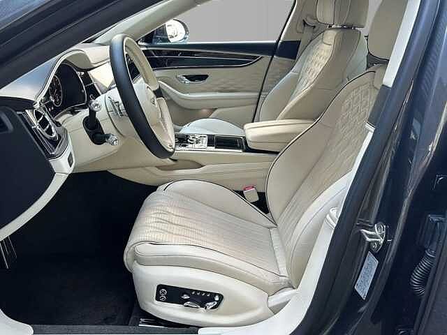 1:Bentley Flying Spur W12, Berlina, Anthracite, Bentley Zug